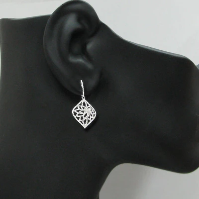 14K White Gold Diamond Filigree Earrings 1.35ct 5 14K White Gold Diamond Filigree Earrings 1.35ct - Image 3