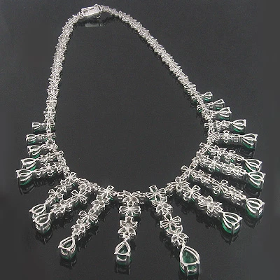 18K White Gold Diamond & Emerald Necklace 13.31dtw 28.52etw 4 18K White Gold Diamond & Emerald Necklace 13.31dtw 28.52etw - Image 2